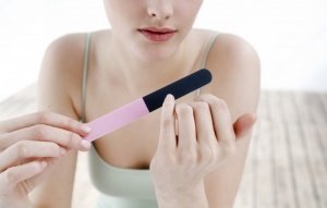 снять гелевые ногти