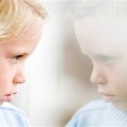 симптомы аутизма