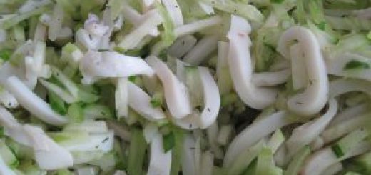 салат с кальмарами и сельдереем