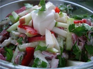 салат с сельдереем и яблоком