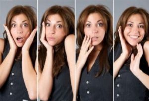 жесты девушек