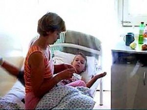 как лечить отравление у ребенка?