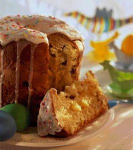 кулич с цукатами