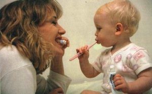 первый уход за зубами