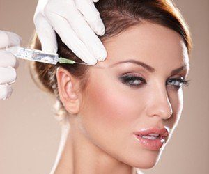 укол в лицо фото