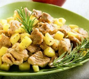 Баранина с яблоками.jpg