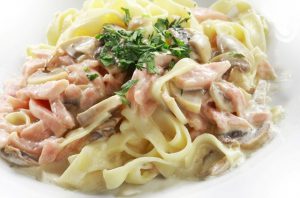 паста с курицей и грибами