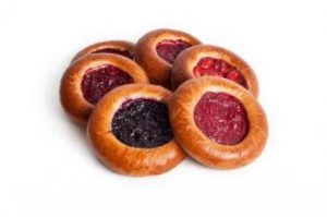 Ватрушка с малиной.jpg