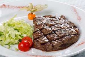 Стейк избаранины.jpg