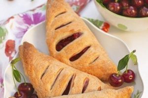 Слойки с вишней.jpg