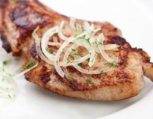 стейк с луком