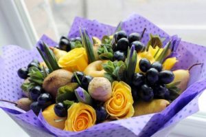 Букеты из фруктов
