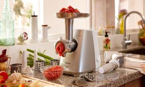 Мясорубка, пароварка и блендер: 5 рецептов ПП-блюд, приготовленных с помощью популярных гаджетов