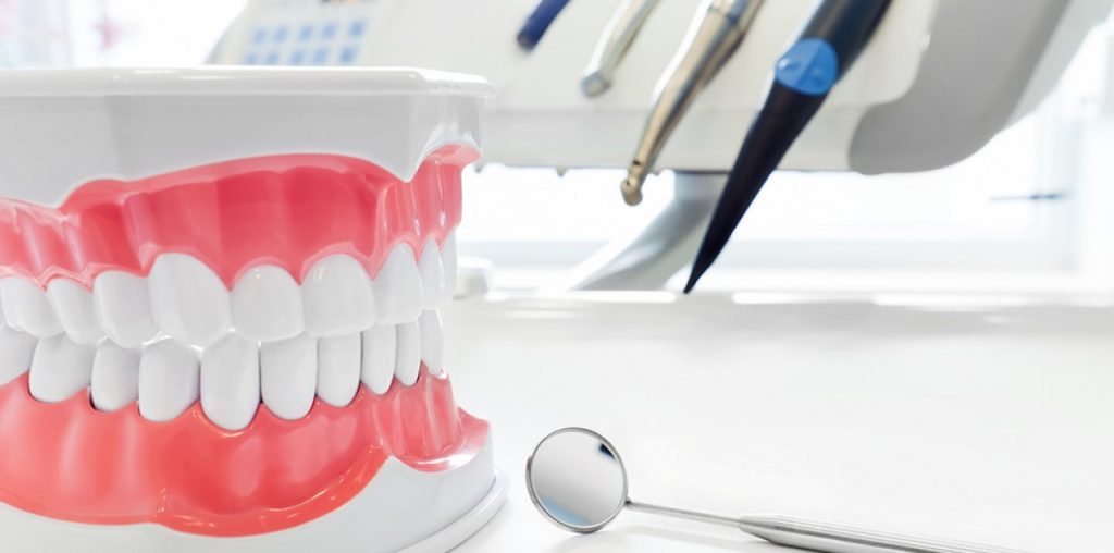 Синус-лифтинг с одновременной имплантацией